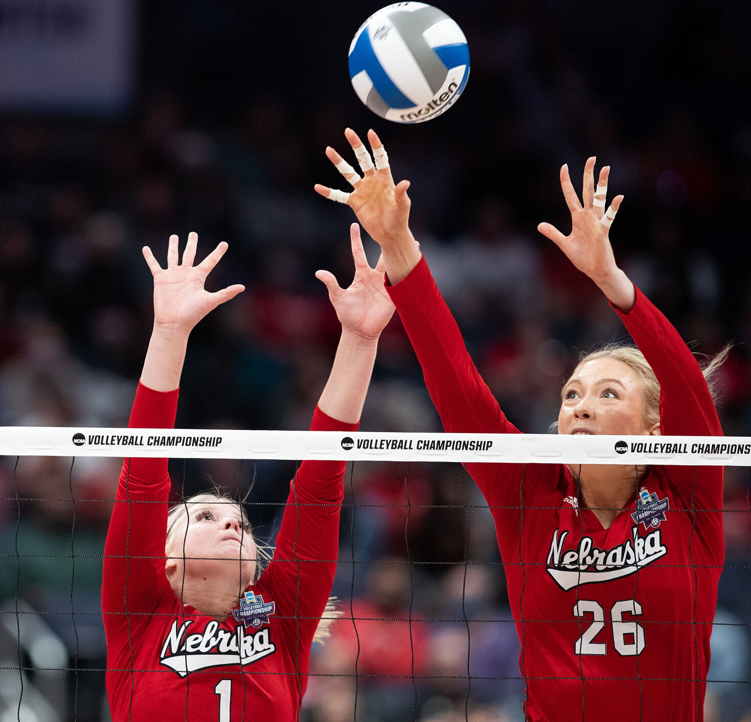 121721-owh-spo-nuvolley-em19.jpg